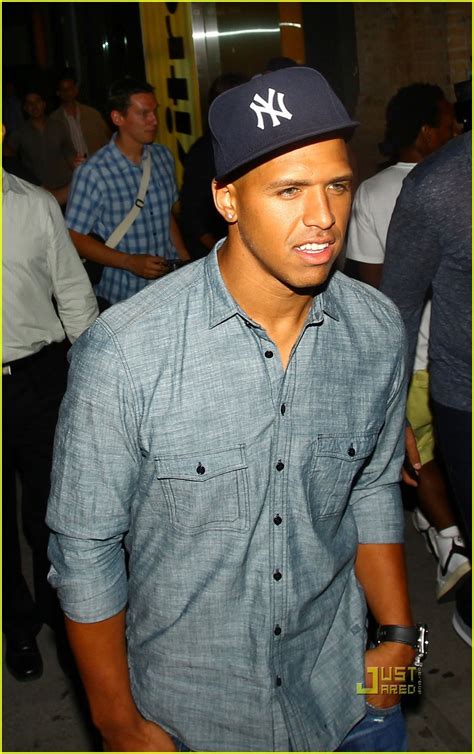 Full Sized Photo of kim kardashian miles austin 04 | Photo 2463049 | Just Jared