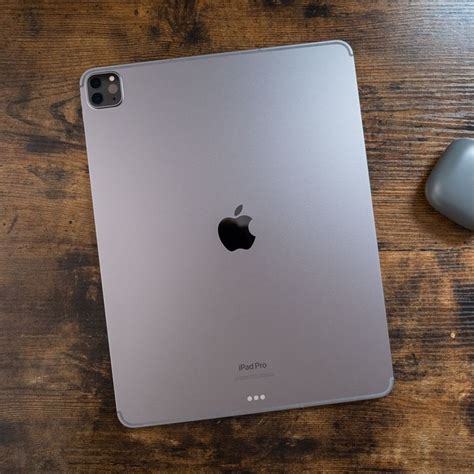 Apple iPad Pro (2022) review: bump the chip - The Verge