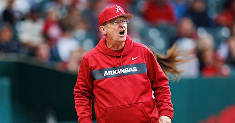 Dave Van Horn talks managing Arkansas baseball roster turnover in 2023 ...