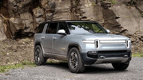 2022 Rivian R1S First Drive: The Three-Row Luxury Family SUV Goes Electric - Auto Store