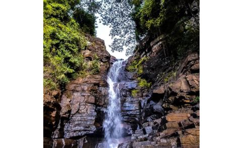 Chasing waterfalls in Sri Lanka | Cinnamon U