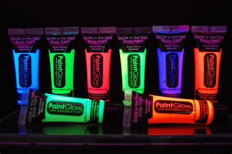 Best Glow in the Dark Paint: Tips and Reviews | Max Nash