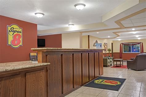 Super 8 by Wyndham Monticello | Monticello, MN Hotels