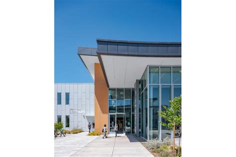 Newark Public Library | Safdie Rabines Architects