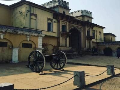 Ramnagar Fort Varanasi, History, Timing, Entry Fee, Images