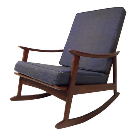 Mid-Century Modern Rocking Chair | Chairish