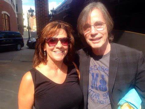 Jackson Browne Biography - Net Worth, Marriage, Divorce, Height Age