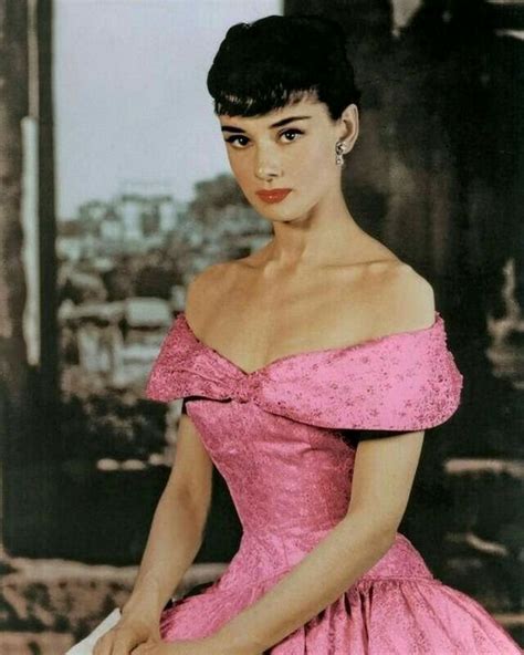 Audrey Hepburn - Classic Movies Photo (41446737) - Fanpop