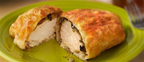 Chicken Wellington | Garlic chicken recipes, Recipes, Chicken wellington