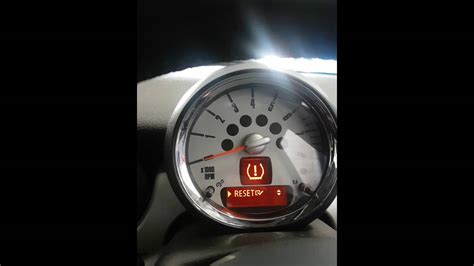 Tyre pressure monitoring light reset mini cooper 2010 - YouTube