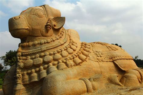 Lepakshi Nandi Statue | Statue, Sculptures & statues, Sculpture