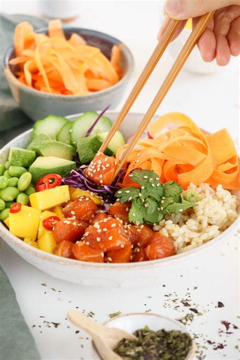 Salmon Poke Bowl - Gathering Dreams