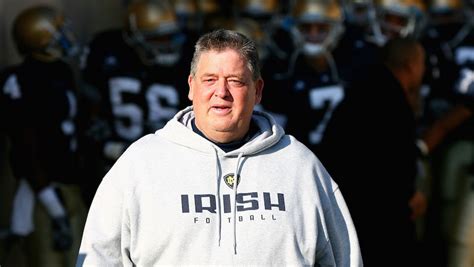 Notre Dame: Charlie Weis paid more than Brian Kelly in 2014–15 - Sports Illustrated