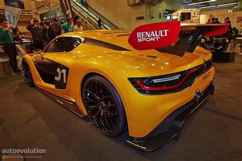 R.S. 01 Race Car Shows What a 500 HP Renault Looks Like in Essen [Live ...