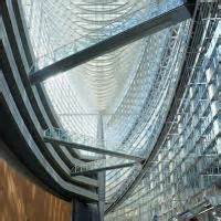 Tokyo Architecture, the International Forum\'s amazing Glass Hall