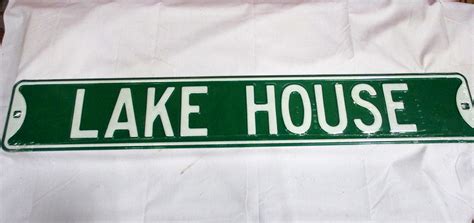 Lake House – Metal Signs