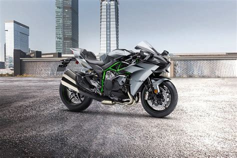 Kawasaki Ninja H2 Carbon Price, Images, Mileage, Specs & Features