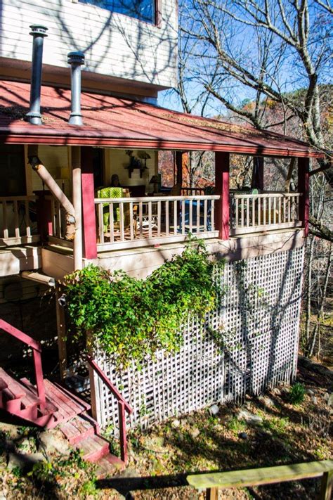 Douglas Inn | Outdoor Pergola for Relaxation