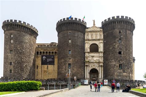 The best of historic Naples | Naples italy, Sorrento italy, Venice ...