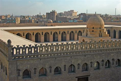 Welcome to the Islamic Holly Places: Mosque of Ibn Tulun (Cairo) Egypt