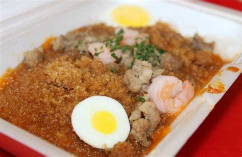 Home-made Jollibee-style Pancit Palabok Recipe | Panlasang Pinoy Recipes