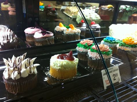 safeway gourmet cupcakes