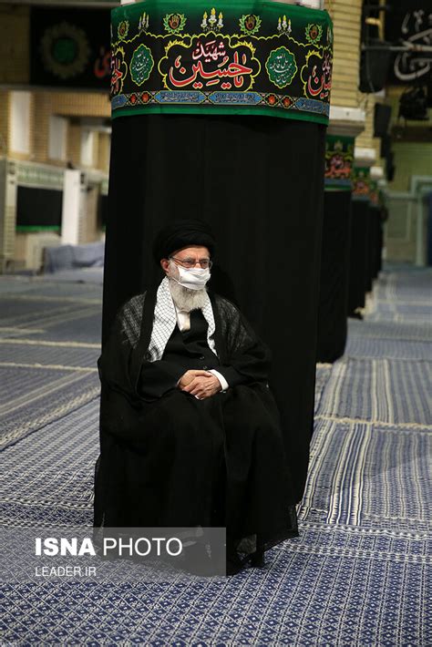 ISNA - Leader attends Imam Hussain’s mourning ceremony