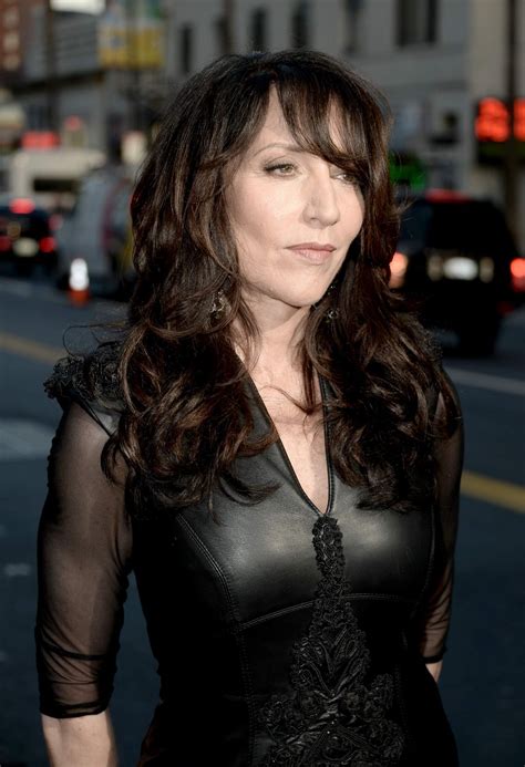 gemma teller - Google Search | Lady, Katey sagal, Fashion beauty