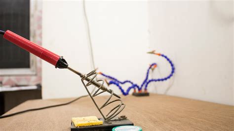 DIY Soldering Iron : 5 Steps - Instructables