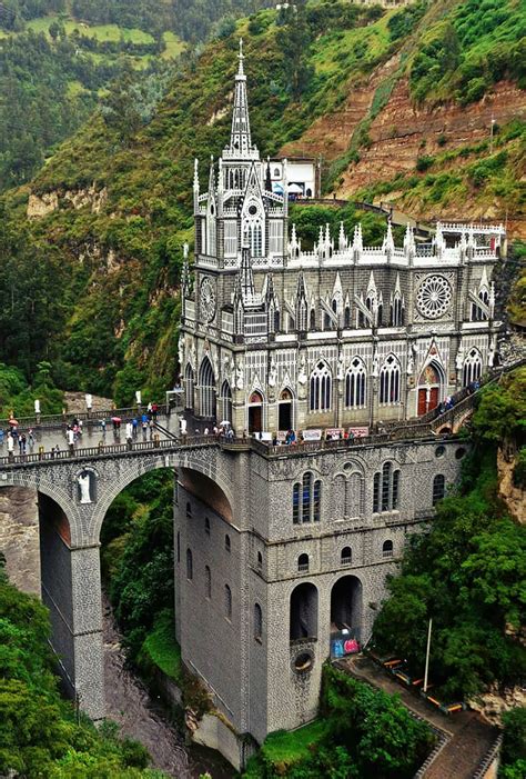 Una mirada al Santuario de las Lajas en Colombia | EscapadaFindeSemana.org