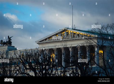 Statues in front parliament building hi-res stock photography and ...