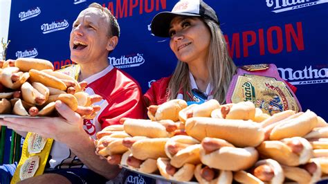 Nathan's Hot Dog Eating Contest: Joey Chestnut, Miki Sudo claim victory ...