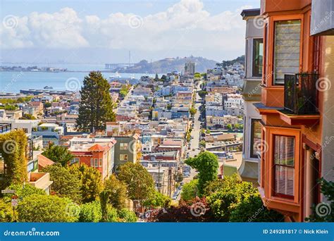 Stunning View of Homes in San Francisco with Steep Hills Showcasing ...