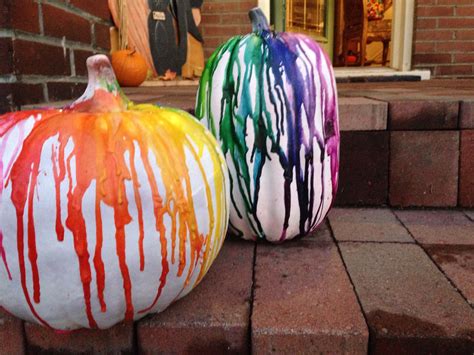 Melted crayon rainbow pumpkins! | Crayon art melted, Halloween crafts ...