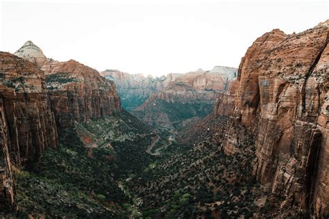 Zion Canyon Overlook Trail at Sunset | The Foxes Photography