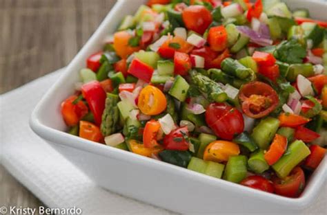 How To Make A Healthy Chopped Veggie Salad