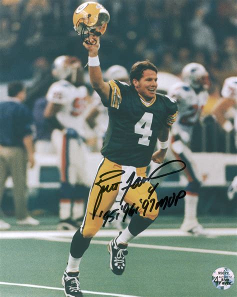 Lot Detail - Brett Favre Signed 8" x 10" Super Bowl Photograph (Favre)