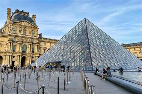 15 Tips & Tricks for Visiting the Louvre Museum in Paris