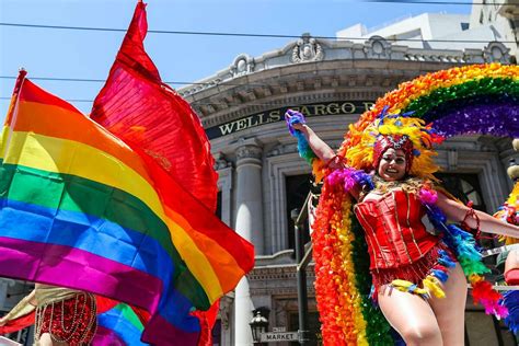 Hundreds of thousands celebrate SF Pride Parade - SFChronicle.com