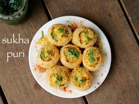 sukha puri recipe | stuffed sukha poori chaat | sukha masala puri