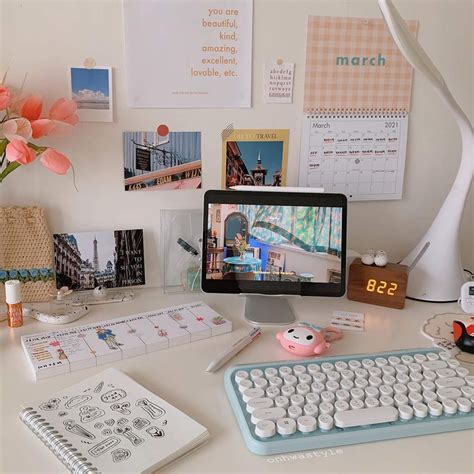 30+ Aesthetic Desk Ideas for Your Workspace | Gridfiti