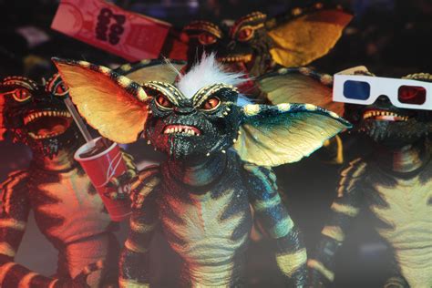 Gremlins – 7” Scale Action Figure – Ultimate Stripe – NECAOnline.com