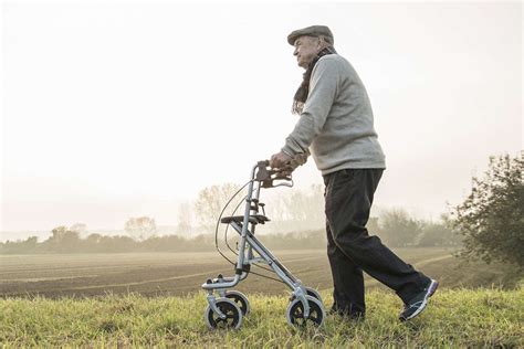 How a Rollator Differs From a Walker