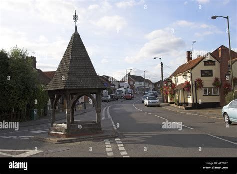 Bovingdon hi-res stock photography and images - Alamy