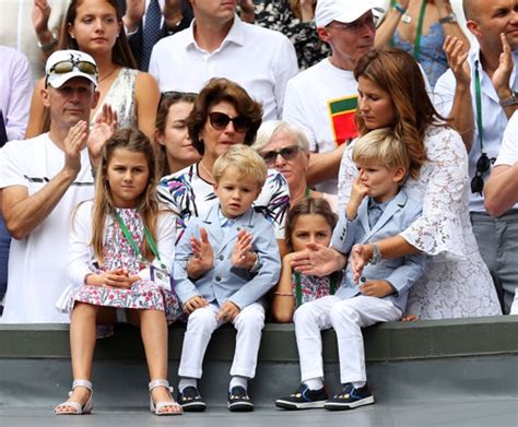 Meet Roger Federer's adorable twins - Rediff Sports