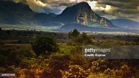 150 Mozambique Mountains Stock Photos, High-Res Pictures, and Images ...