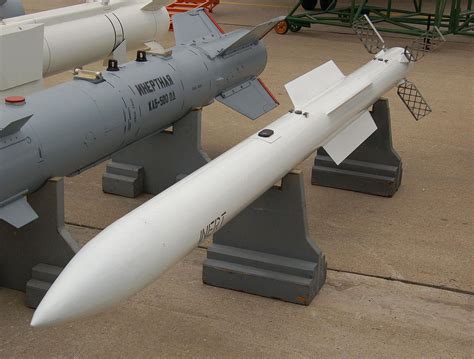 FOX-3, les missiles à longue portée — Dossier avionslegendaires.net