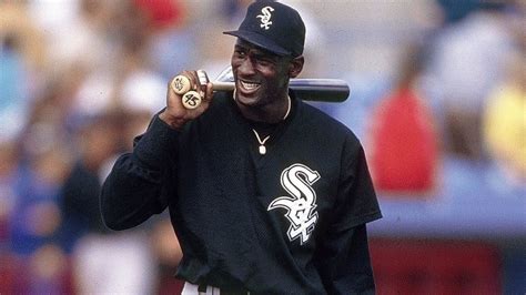 "I Called His Agent Right Away": When Michael Jordan Was Offered To Play in MLB - EssentiallySports