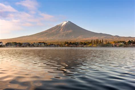 Mt. Fuji on Lake Kawaguchi stock photo. Image of lights - 75914364