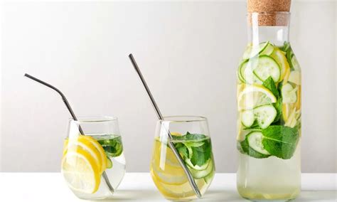 Remarkable 3 Benefits of Detox Water in Your Daily Routine